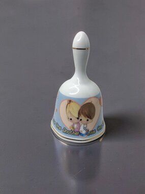 2000 Precious Moments Porcelain Christmas Bell: Love One Another.